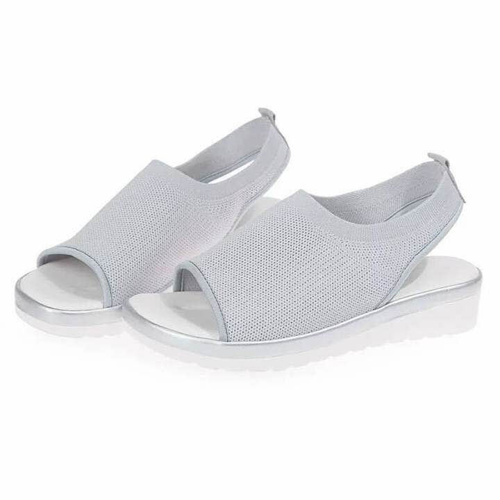 Summer Women's Flyknit Peep-Toe Flats (20-Year Trend)