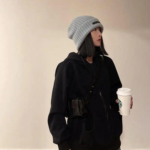 Women's Thick Wool Blend Knitted Hat for Autumn/Winter
