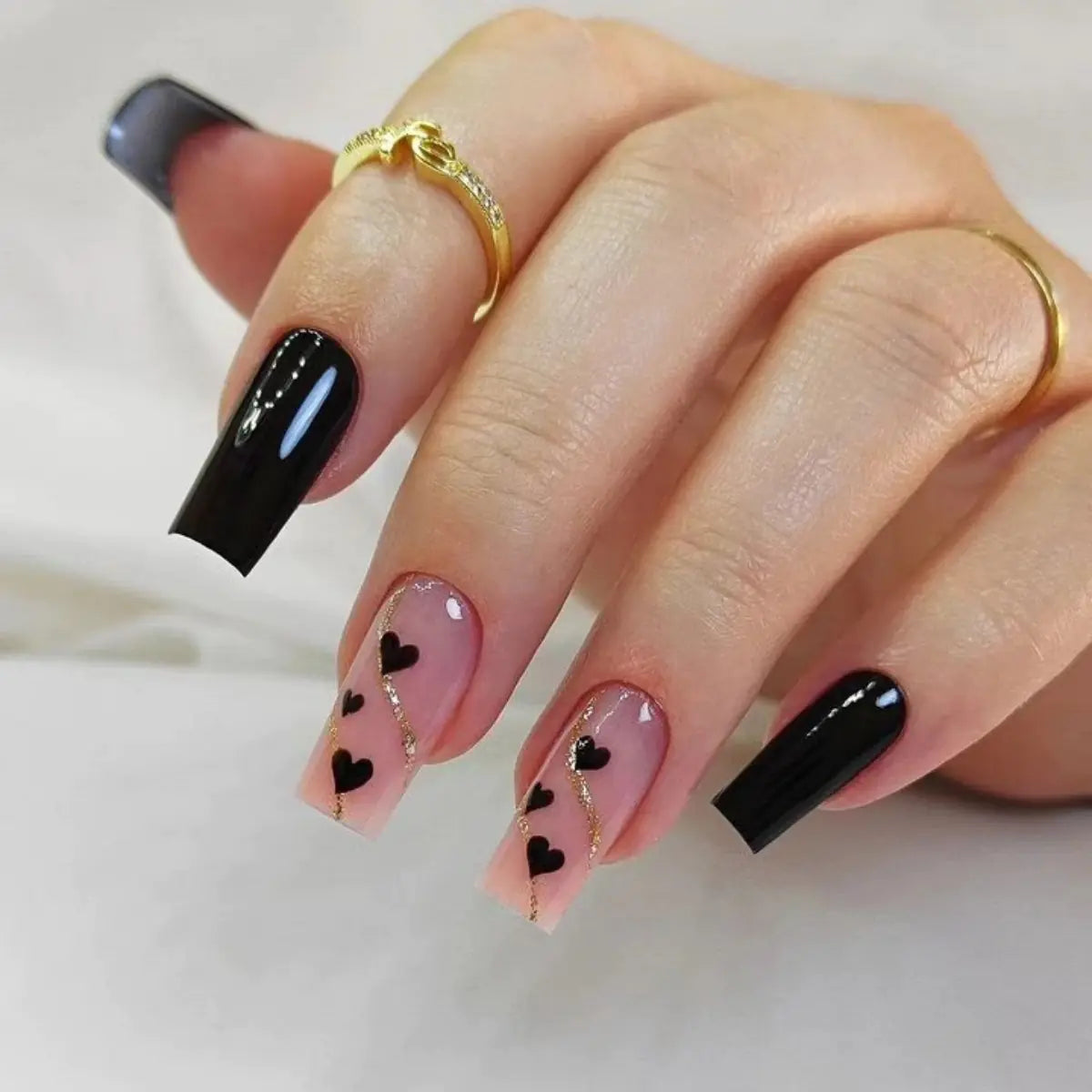 Valentine's Day Press-On Nail Set with Heart Designs