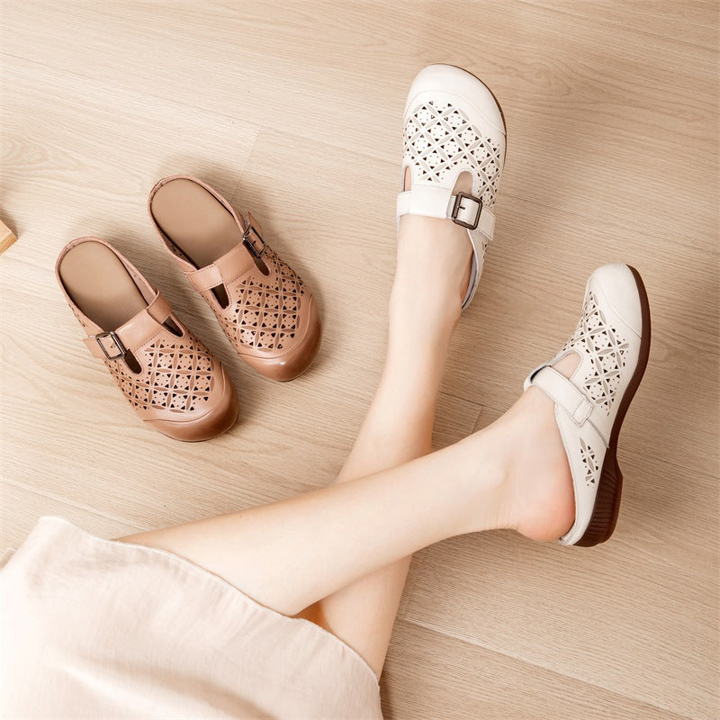 Lightweight Hole Slippers with Metal Buckle and Toe Cap