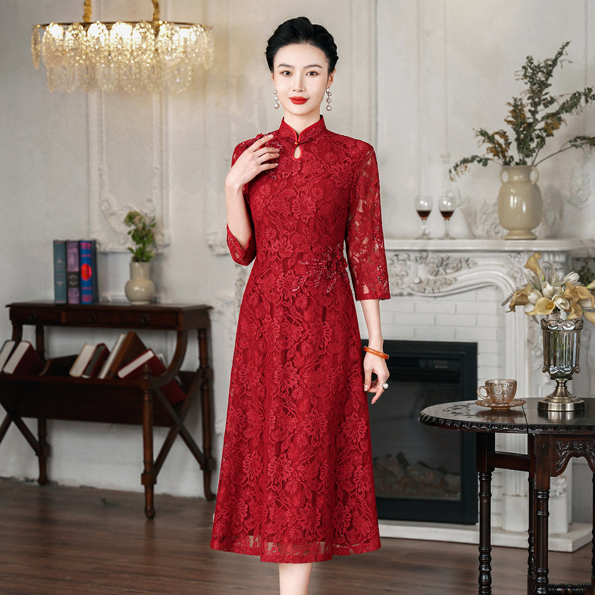 Shenzhen Brand Lace Dress for Stylish Moms 2024