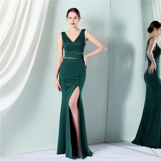 YIDINGZS Green Backless Beaded V Neck Evening Dress