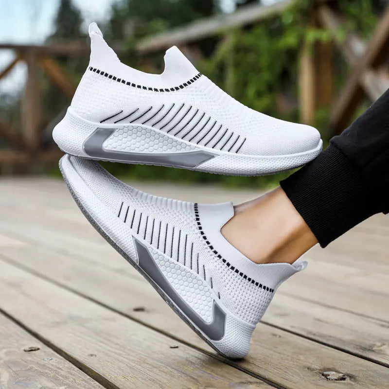 Breathable Casual Flying Woven Sports Shoes for All Seasons