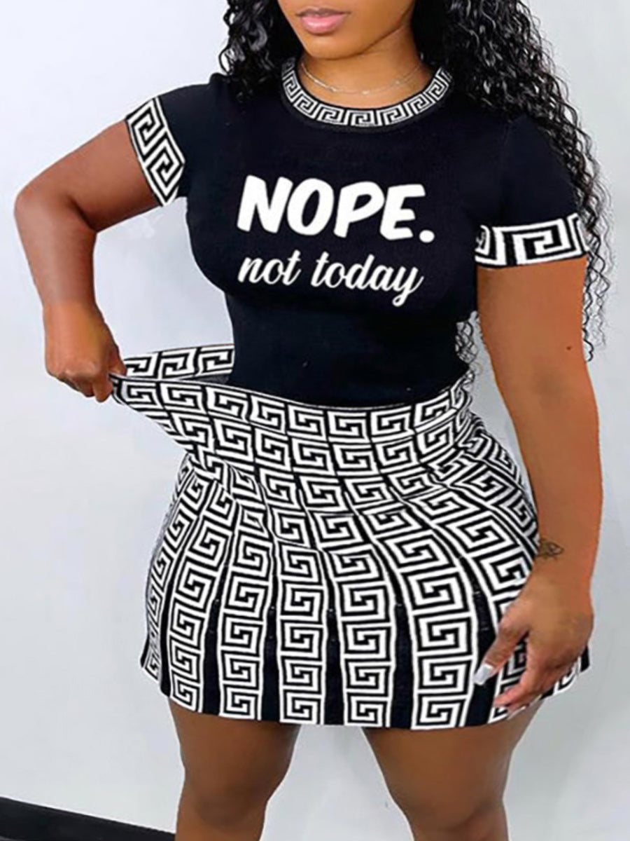 Plus Size Women's Two Piece Geometric Print Skirt Set