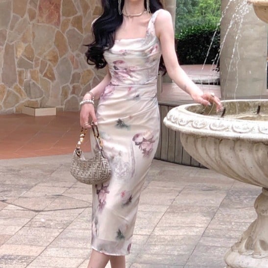 Dark Floral Lace-up Fishbone Dress