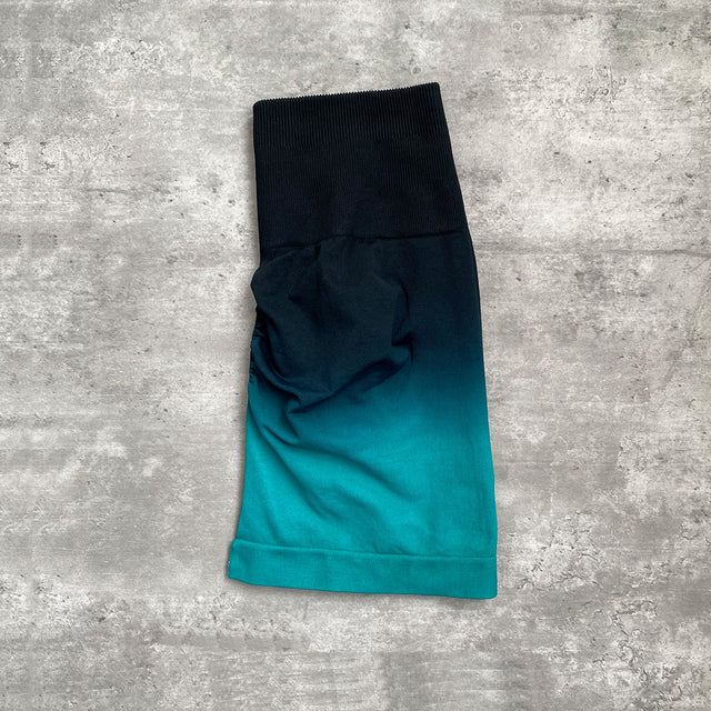Gradient Seamless Yoga Shorts for Comfortable Workouts