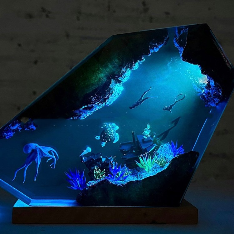 Solid Wood Epoxy Resin Night Lamp