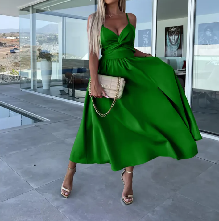 Elegance Curve Dress