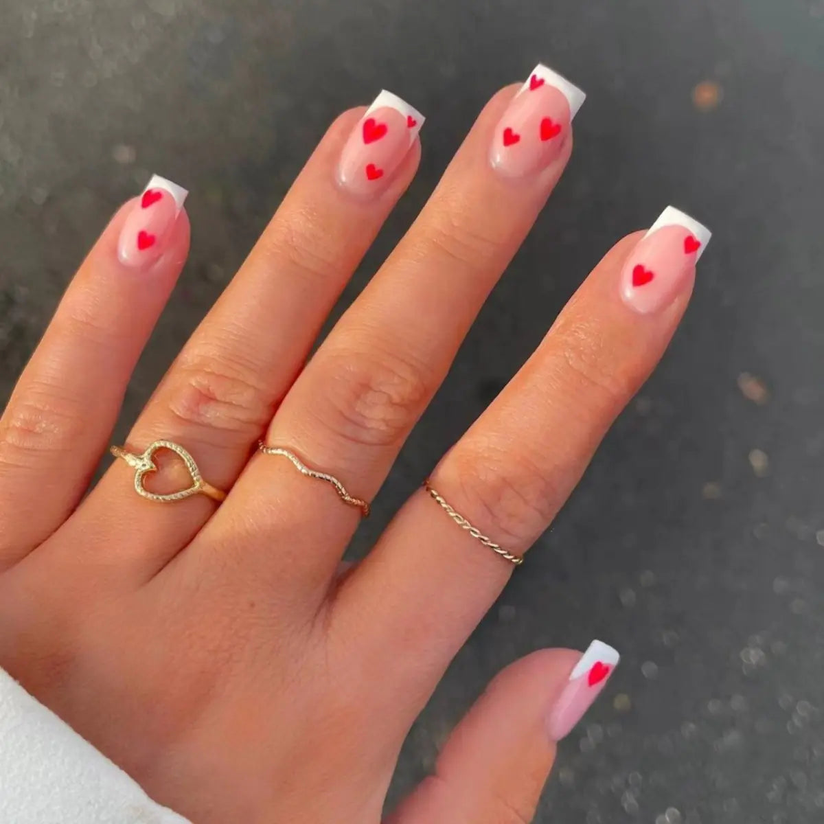 Valentine's Day Press-On Nail Set with Heart Designs