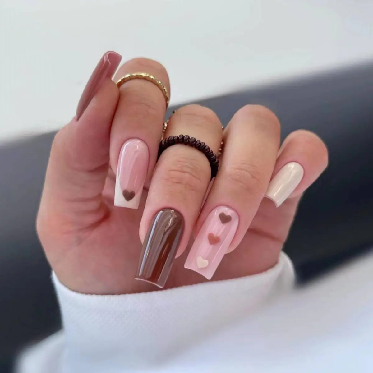 Valentine's Day Press-On Nail Set with Heart Designs