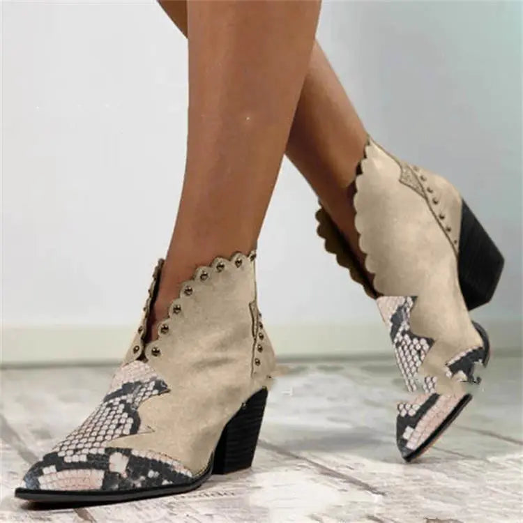 2020 Women's Pointed Toe Chunky Heel Ankle Boots