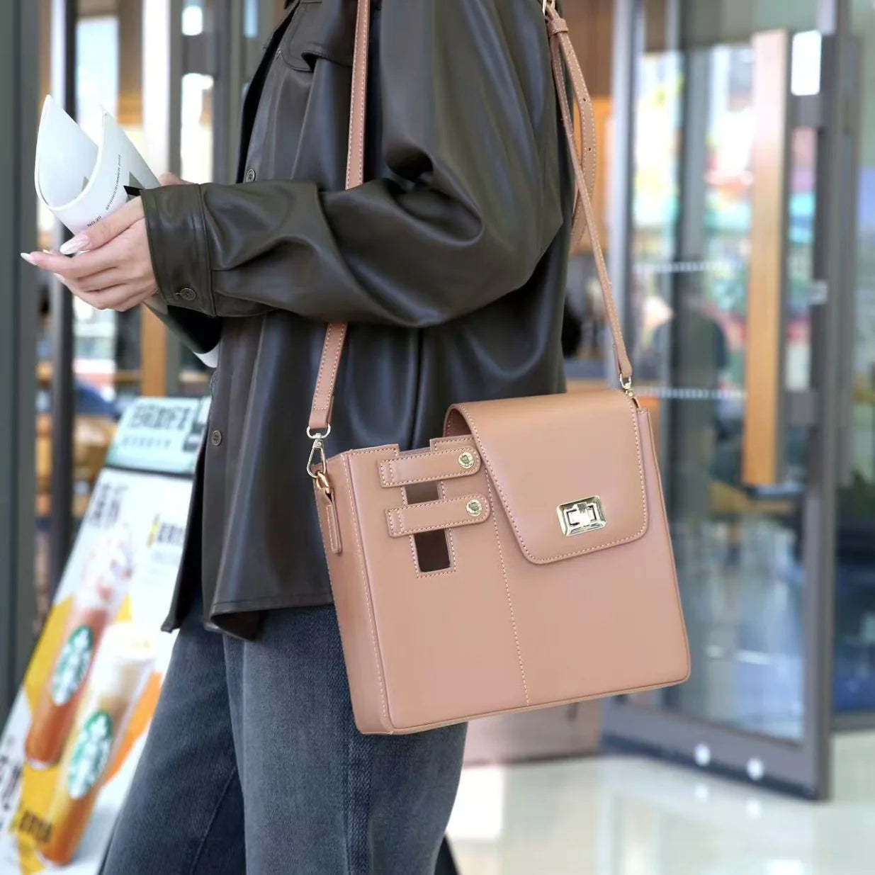 Universal Large Insulated Crossbody Kettle Bag for Bottles