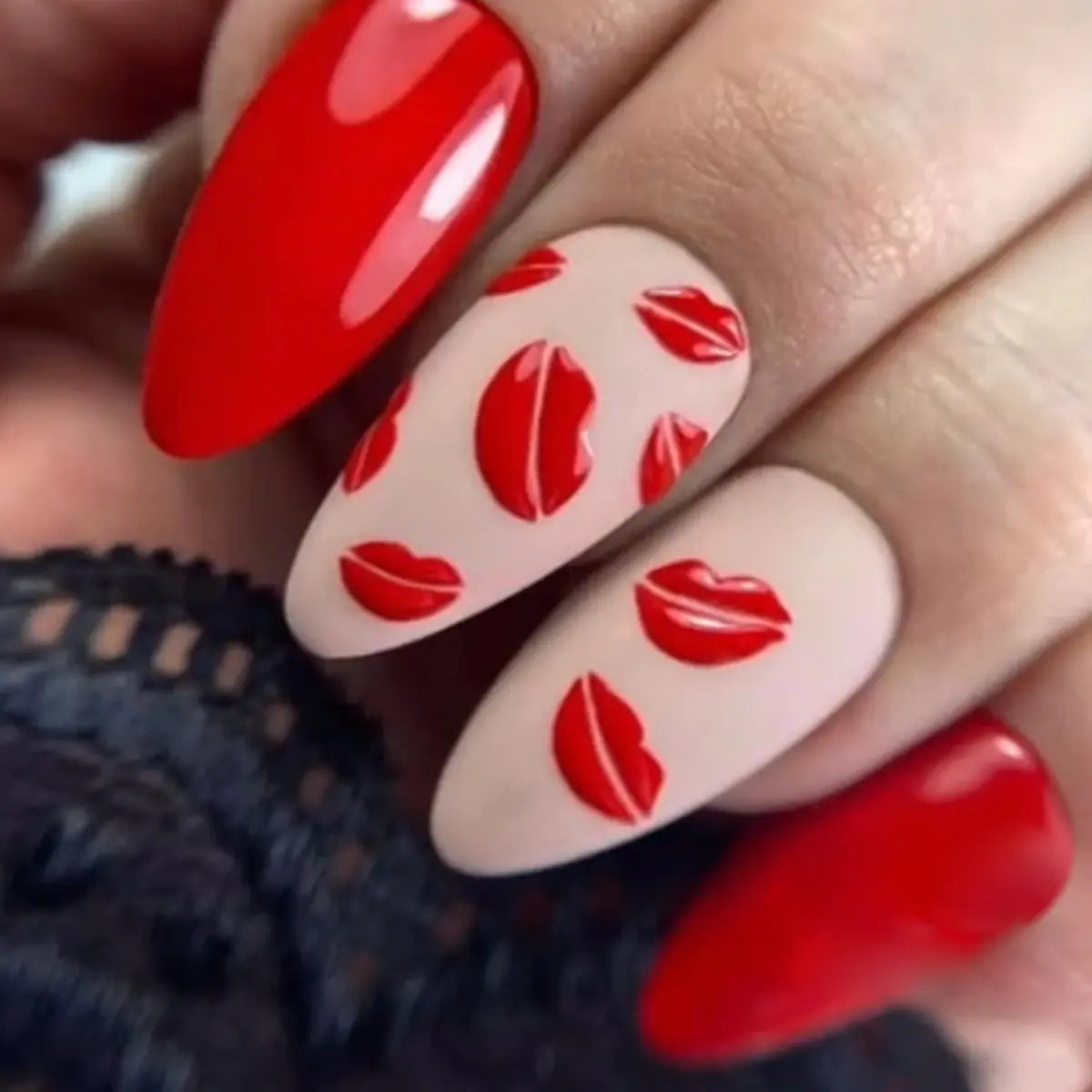 Valentine's Day Press-On Nail Set with Heart Designs