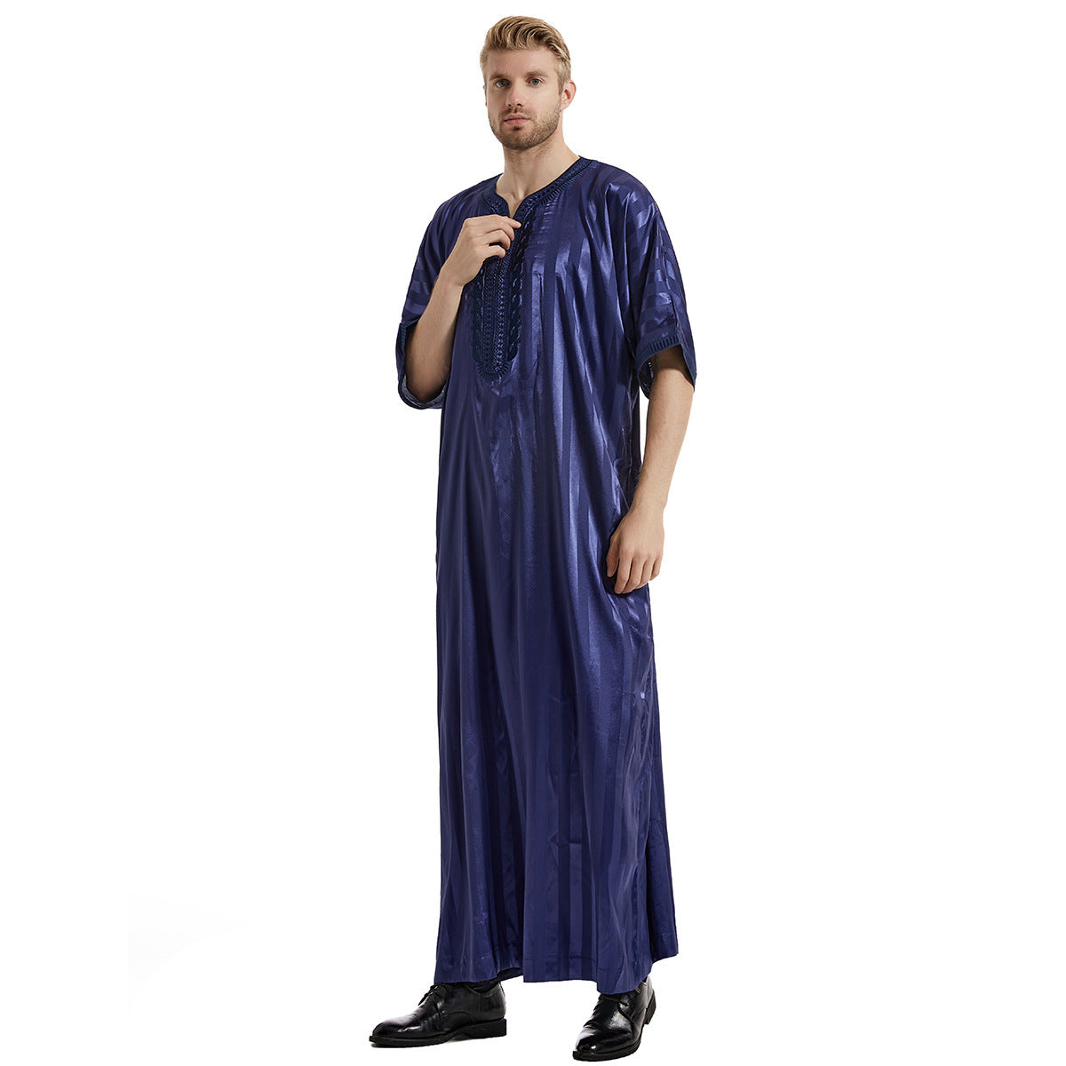 Men's Fashion Robe with Stripe Embroidery Design
