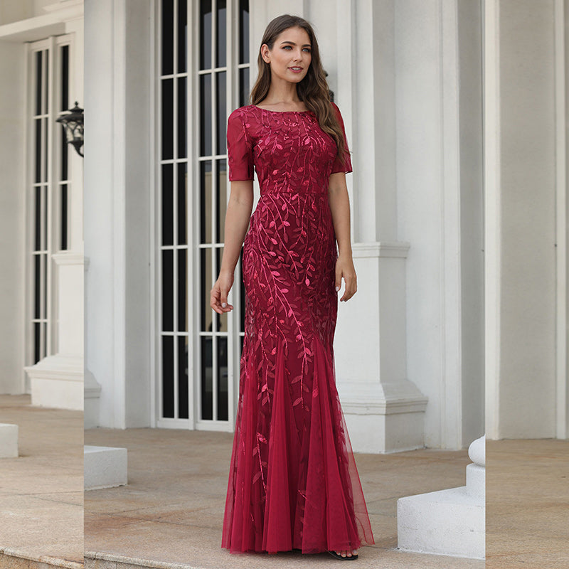 2020 New Queen Style Fishtail Evening Dress for Women