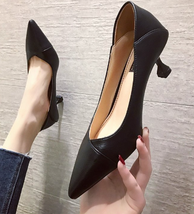 Black Pointed Toe High Heels - Soft Leather Design