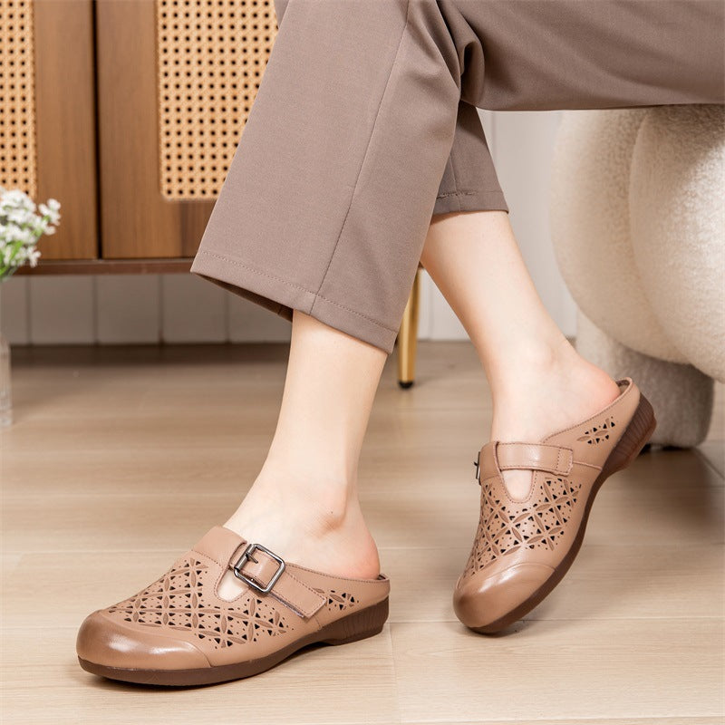 Lightweight Hole Slippers with Metal Buckle and Toe Cap