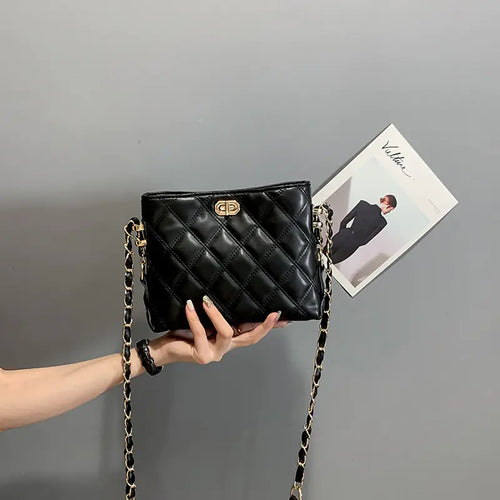 Fashionable Women's Shoulder Chain Bag for Summer 2020
