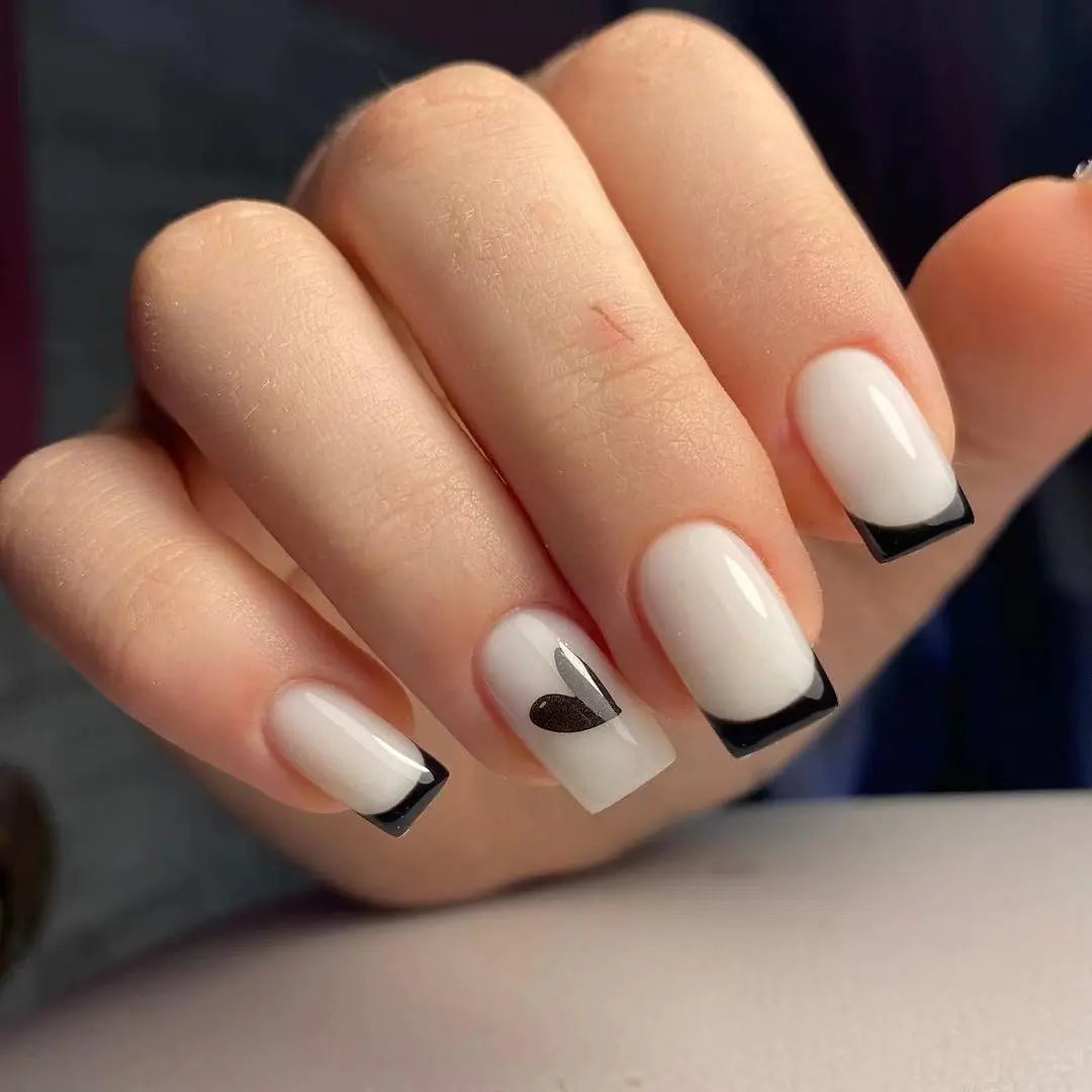 Valentine's Day Press-On Nail Set with Heart Designs