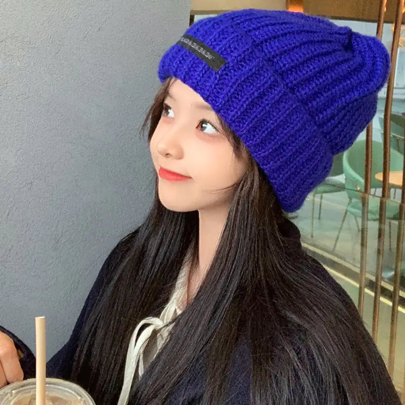 Women's Thick Wool Blend Knitted Hat for Autumn/Winter